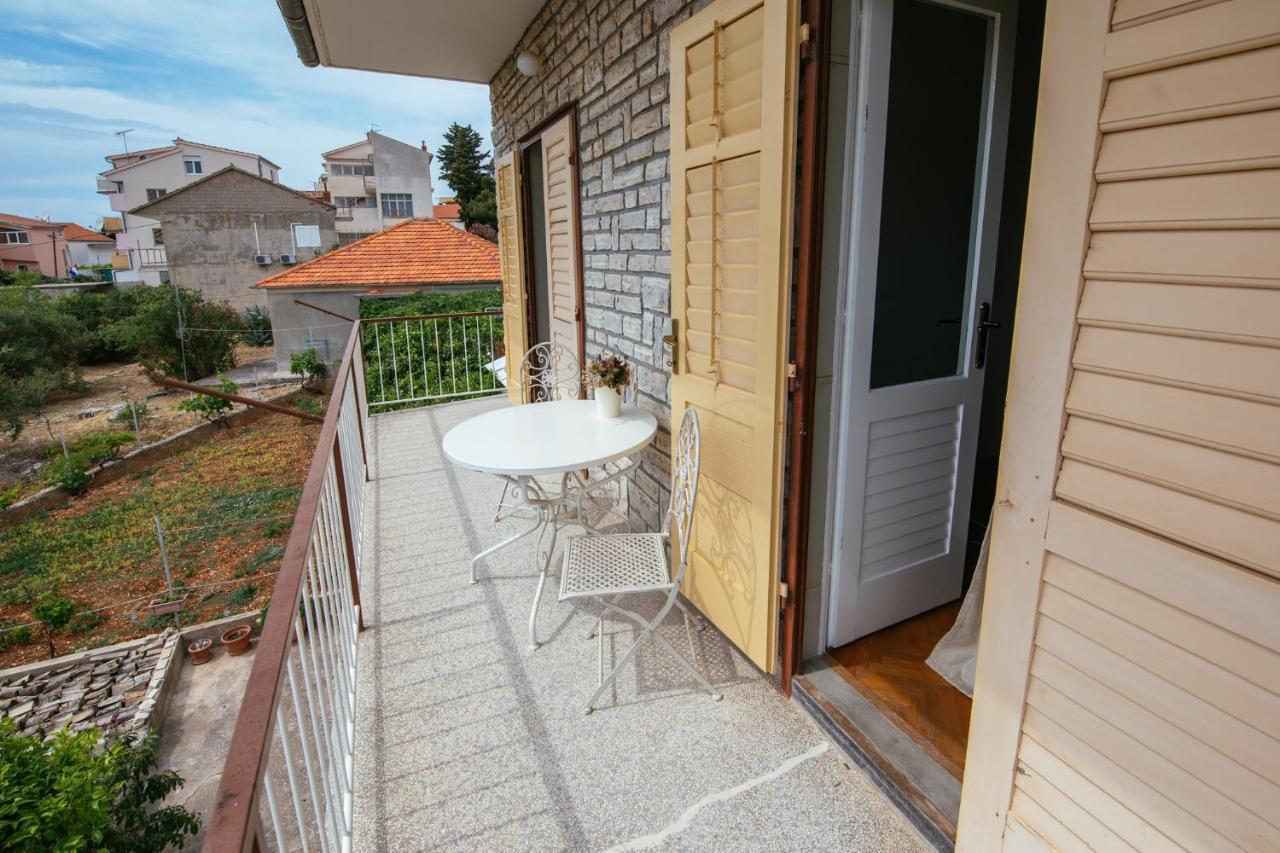Apartment Michelin Primošten Buitenkant foto
