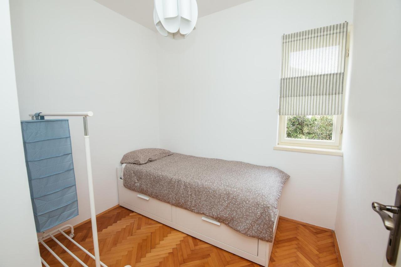 Apartment Michelin Primošten Buitenkant foto