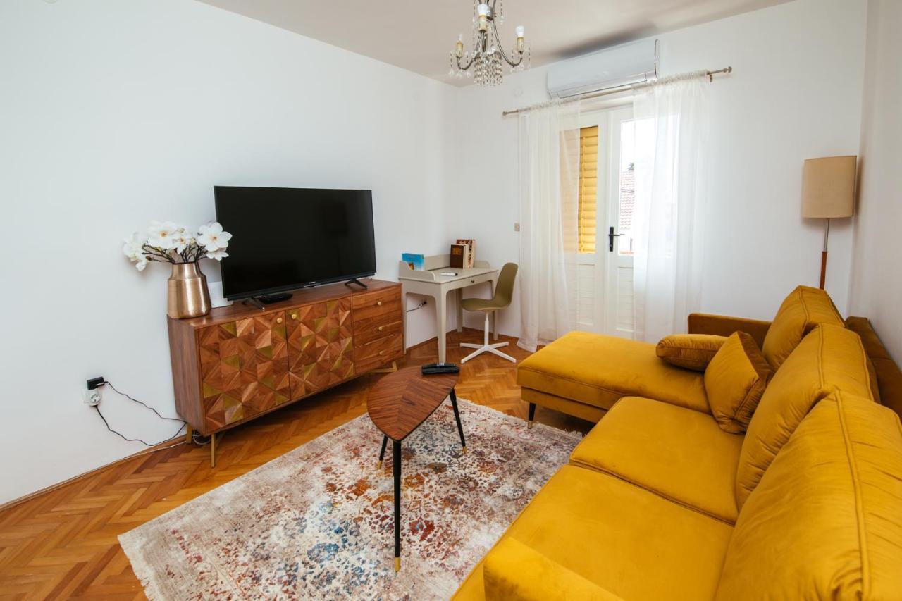 Apartment Michelin Primošten Buitenkant foto