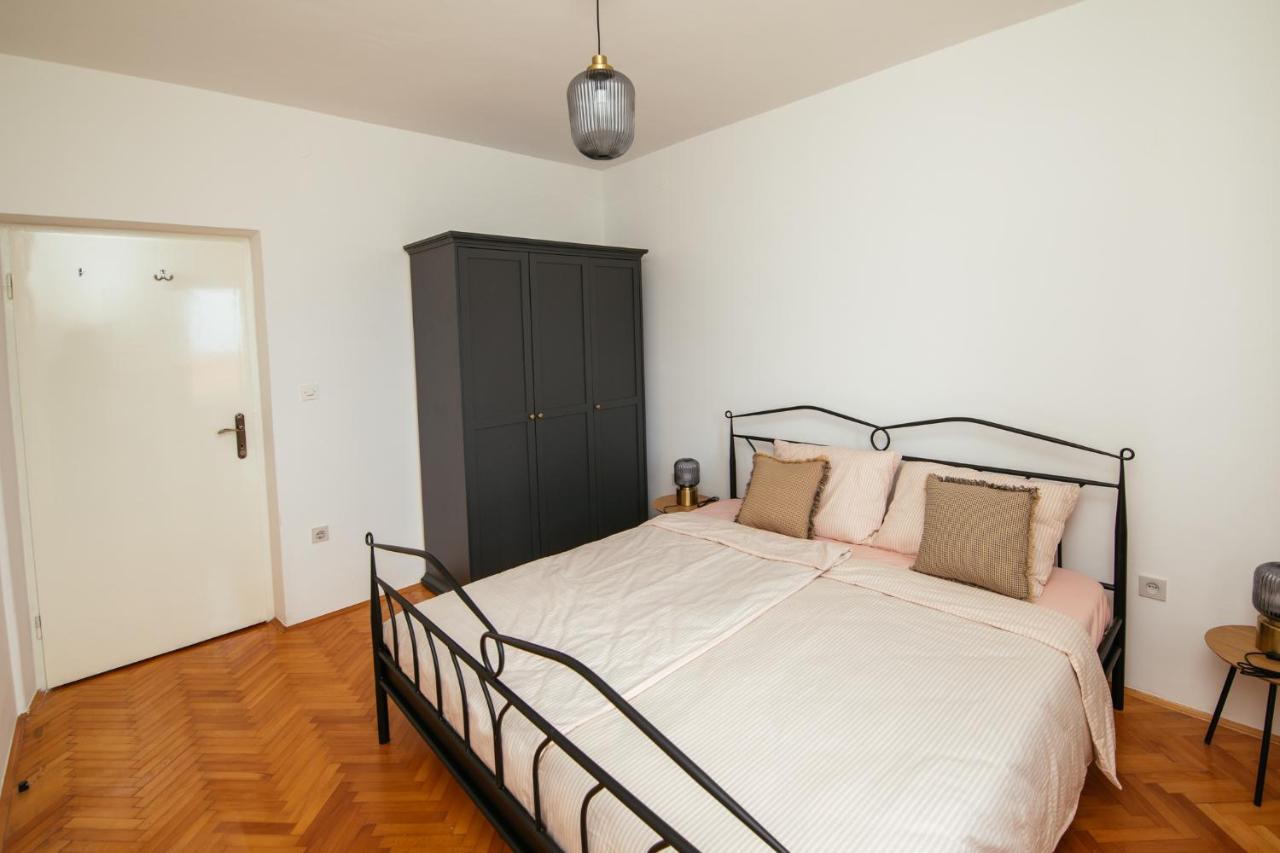 Apartment Michelin Primošten Buitenkant foto